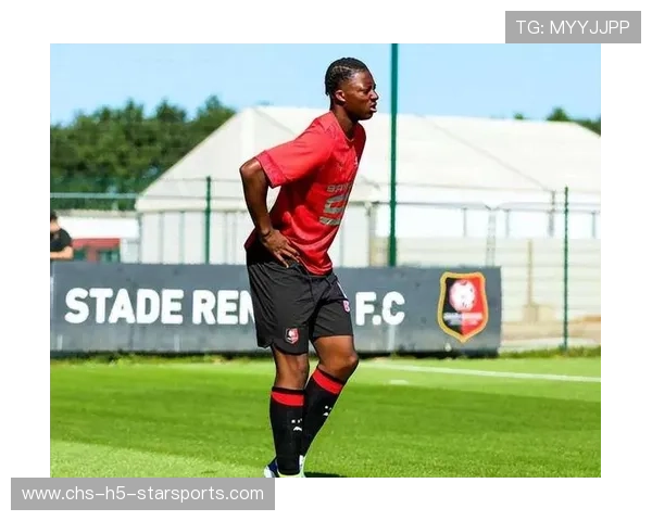 17岁锋线妖童闪耀，切尔西拜仁争抢战白热化，切尔西拜仁战绩